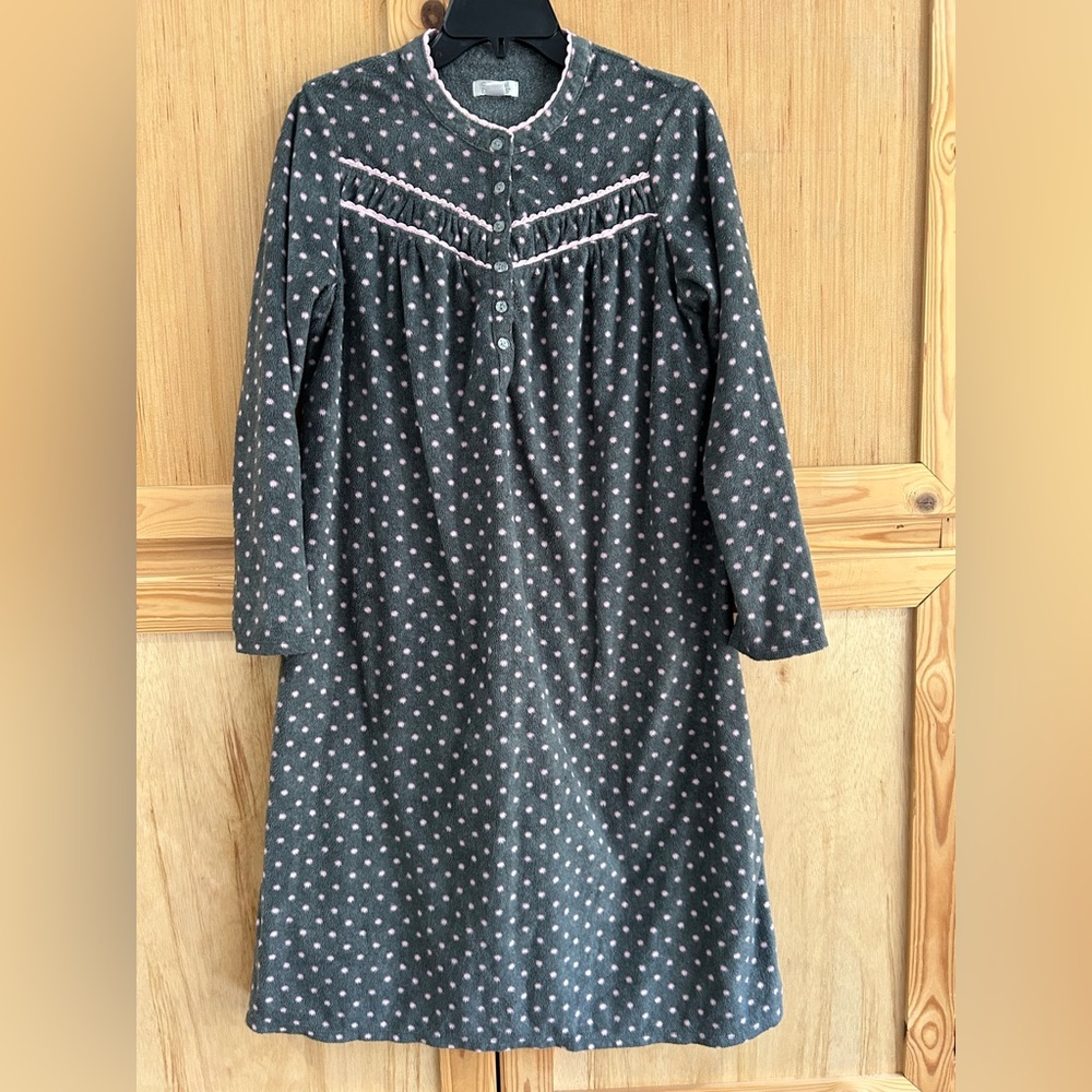 Celestial Dreams Gray/Pink Soft Fleece Nightgown Sz M 8/10